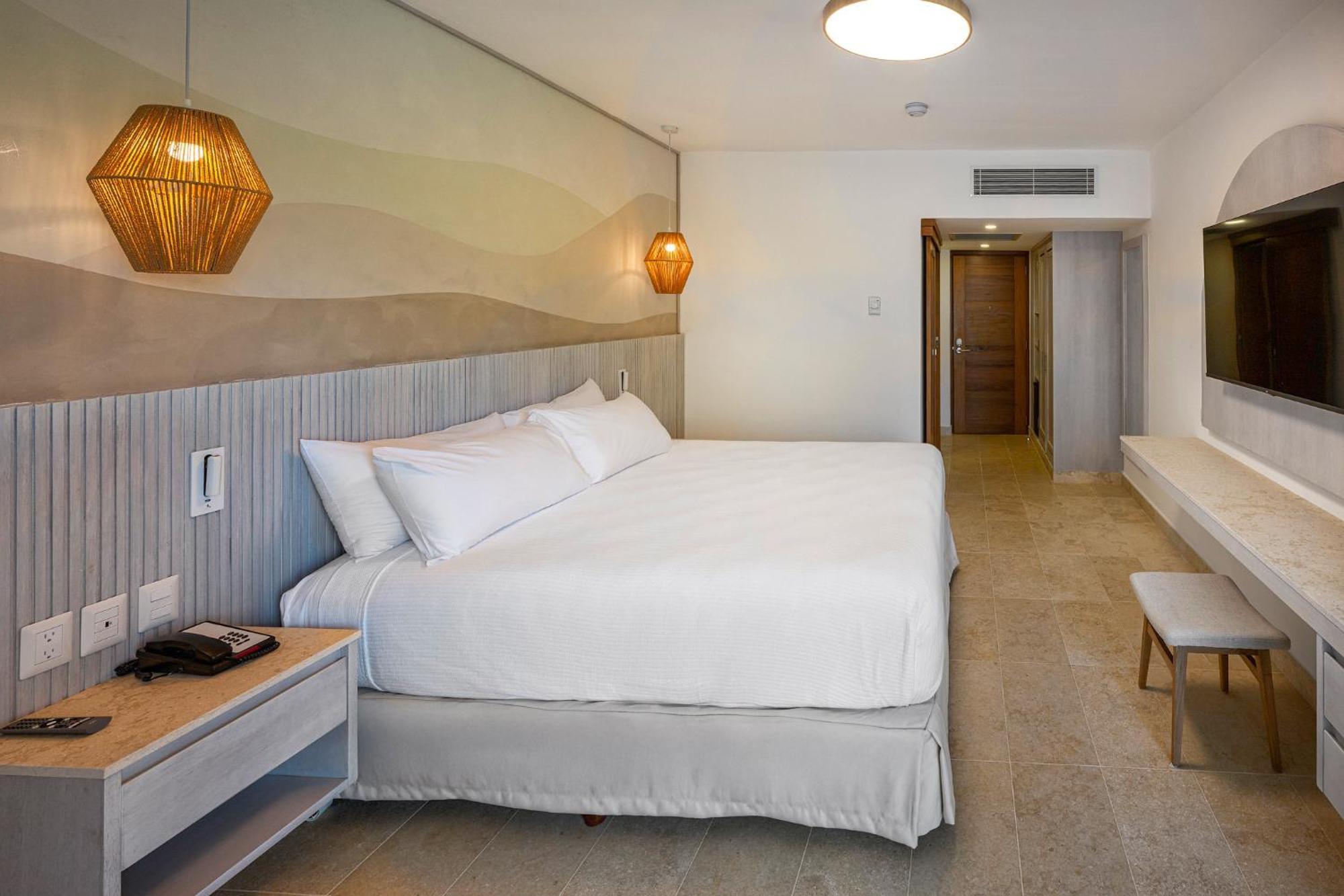 Viva Miches By Wyndham, A Trademark All Inclusive Resort Exterior photo