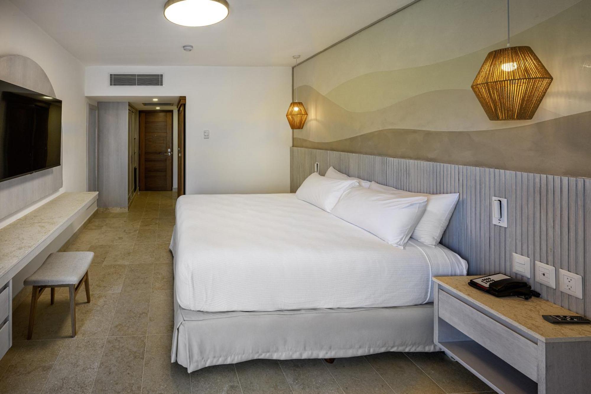 Viva Miches By Wyndham, A Trademark All Inclusive Resort Exterior photo