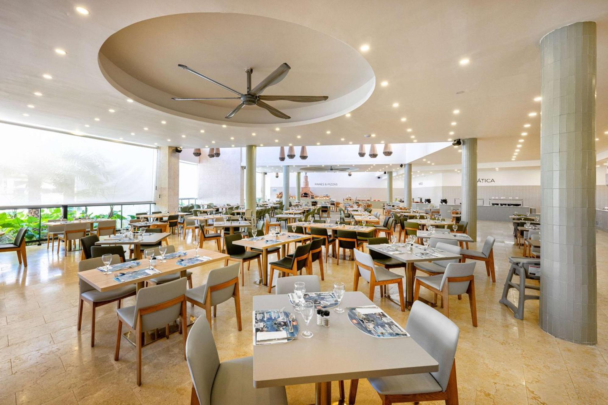 Viva Miches By Wyndham, A Trademark All Inclusive Resort Exterior photo