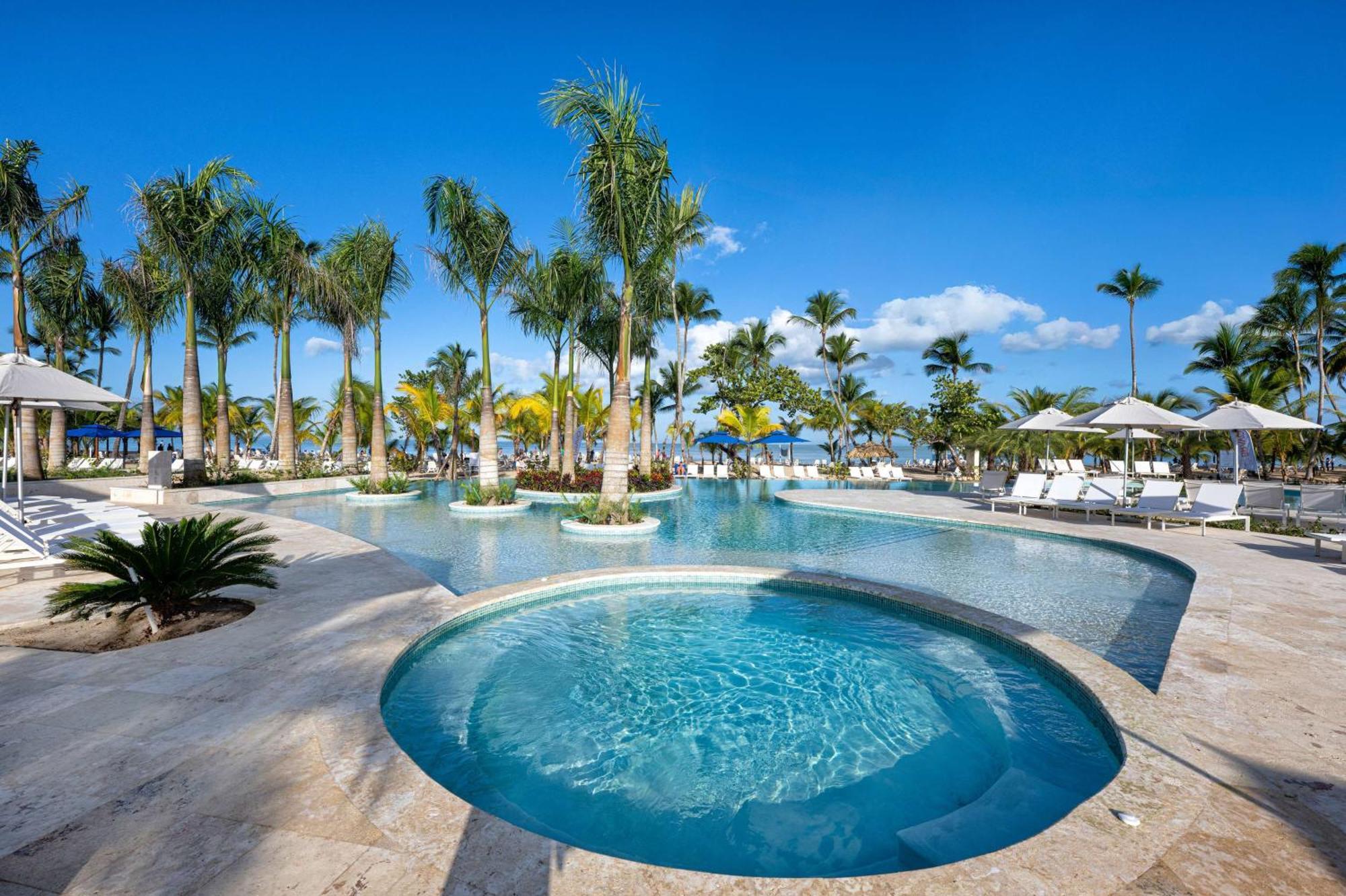 Viva Miches By Wyndham, A Trademark All Inclusive Resort Exterior photo