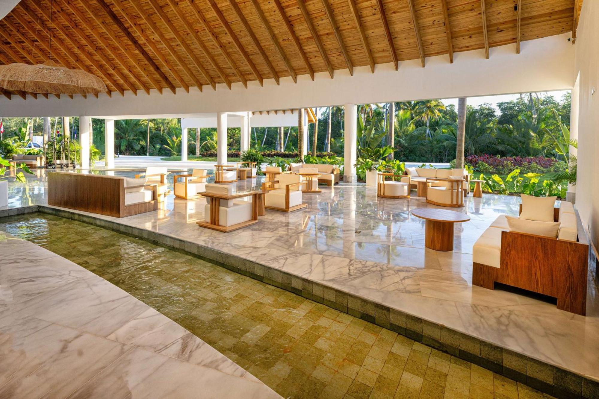 Viva Miches By Wyndham, A Trademark All Inclusive Resort Exterior photo